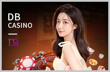 Hình ảnh bàn chơi Baccarat hoặc Blackjack với người chia bài trực tiếp, thể hiện trải nghiệm casino trực tuyến chân thực và đẳng cấp trên hi88 app.